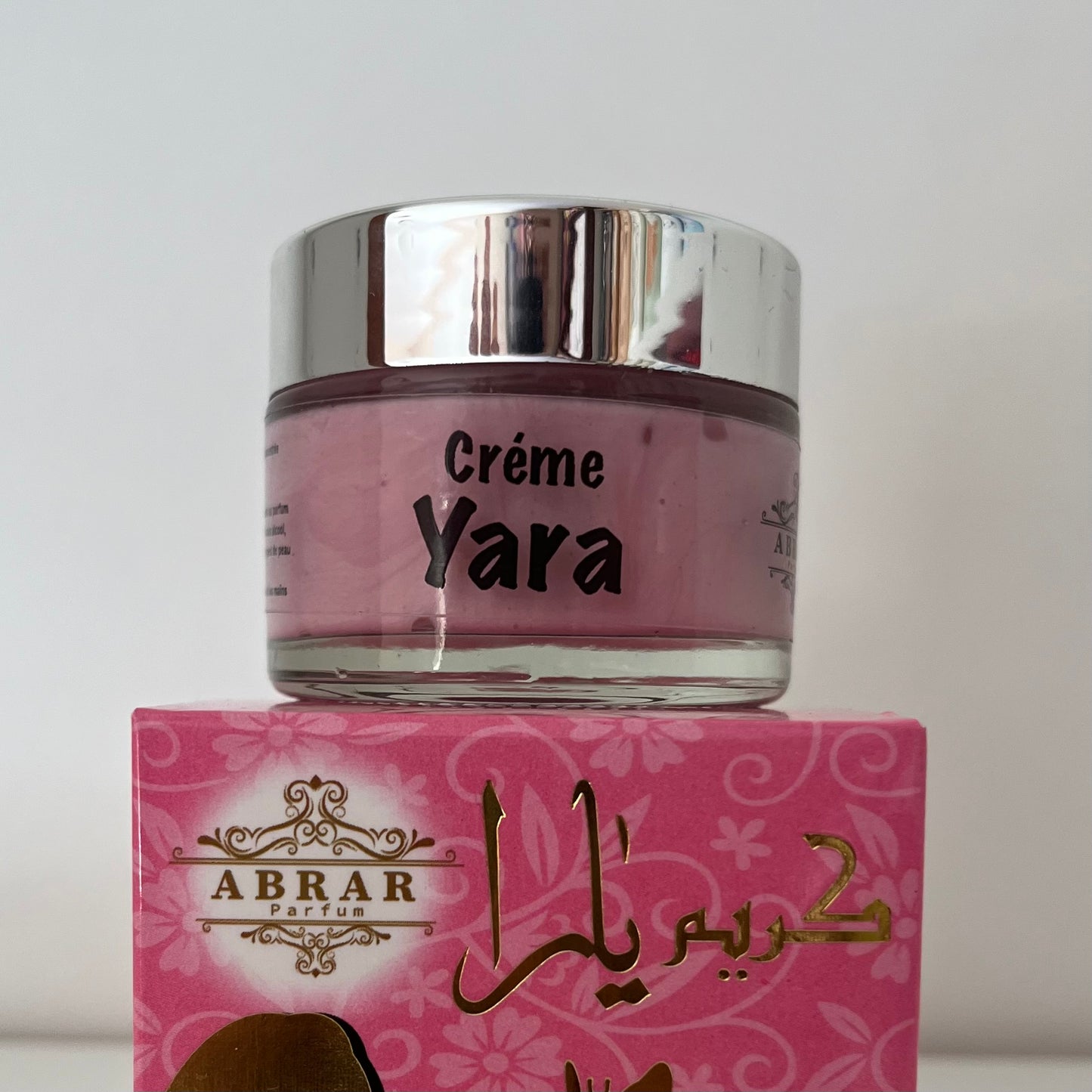 Crema Perfumada Yara